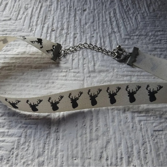 3/$14.00 Deer Choker - Picture 3 of 4